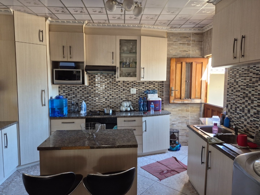 3 Bedroom Property for Sale in Kwadwesi Eastern Cape